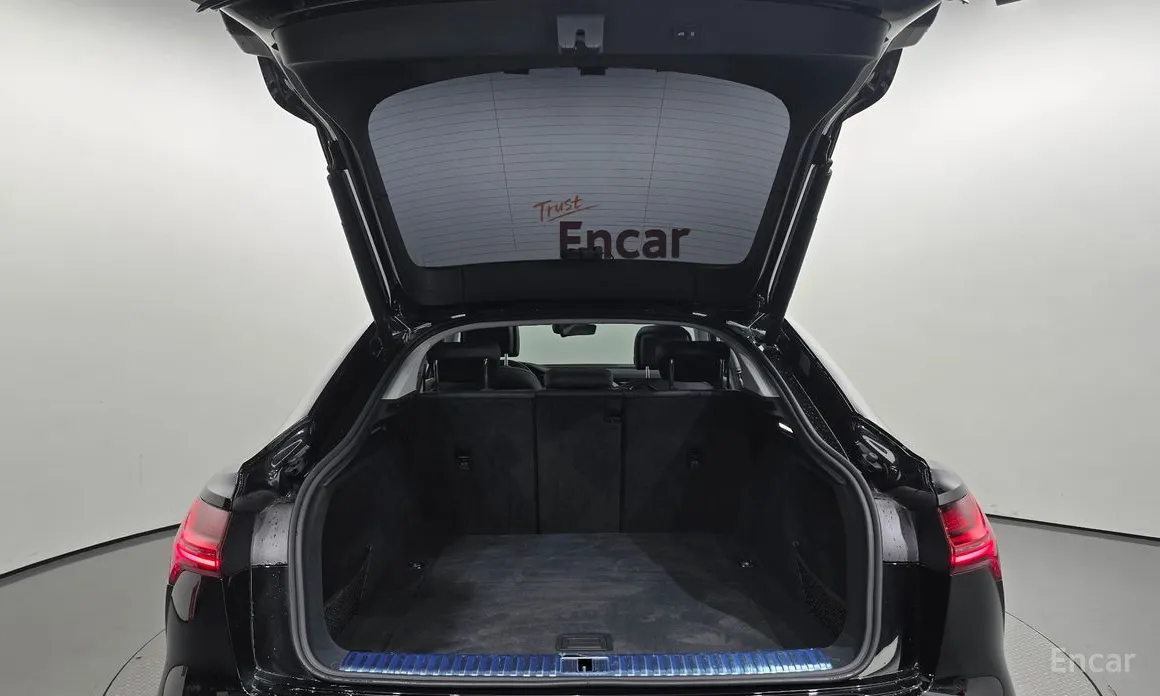 Фото 20 - Audi e-tron