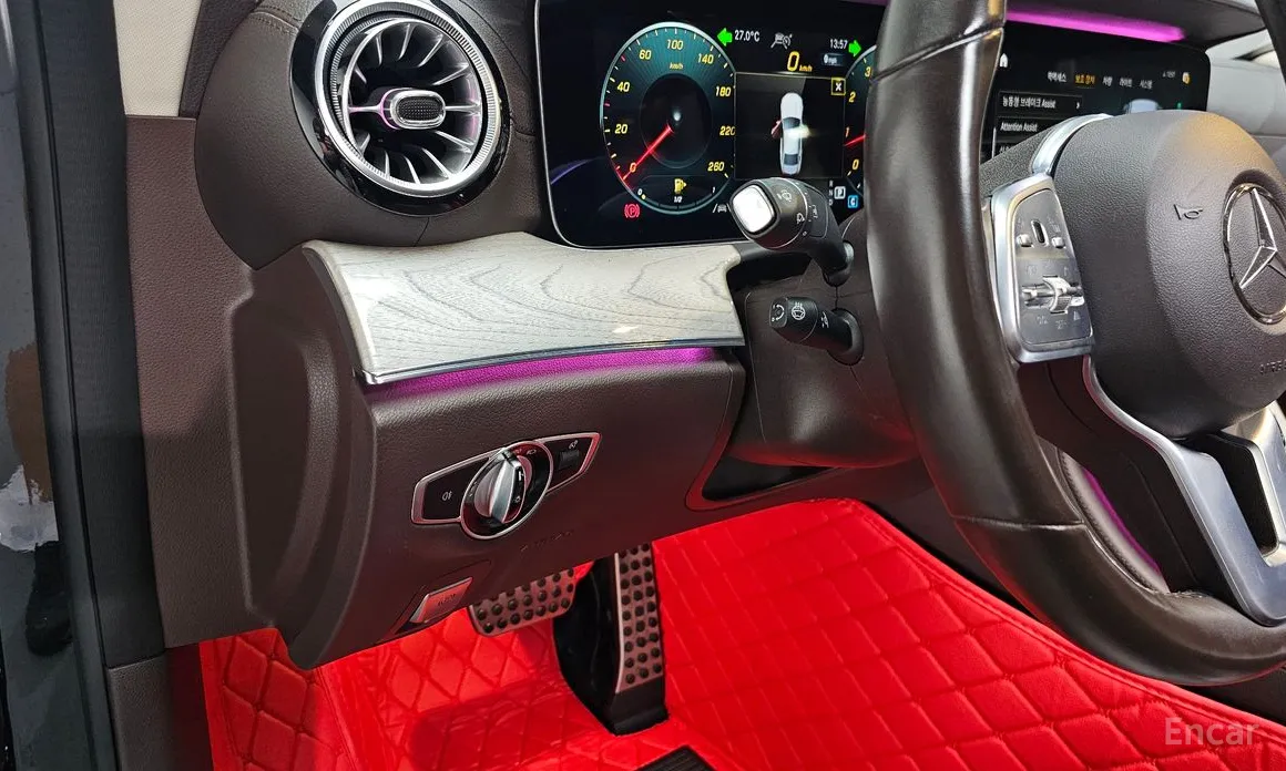 Фото 13 - Mercedes-Benz CLS-Class