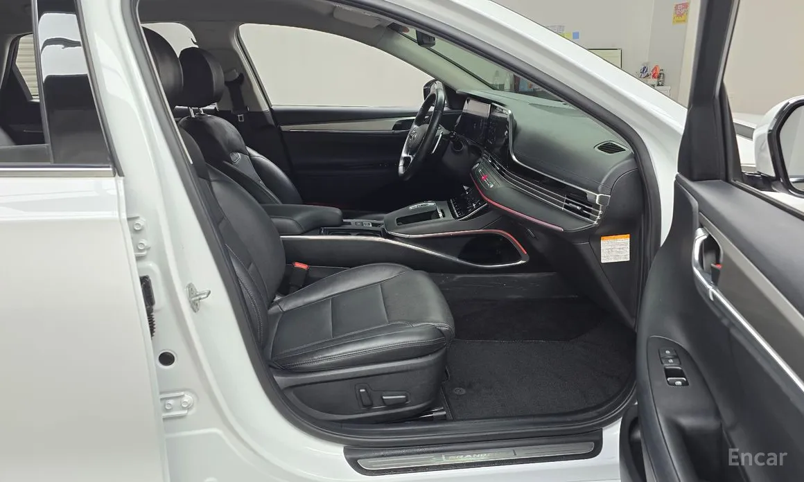 Фото 11 - Hyundai Grandeur