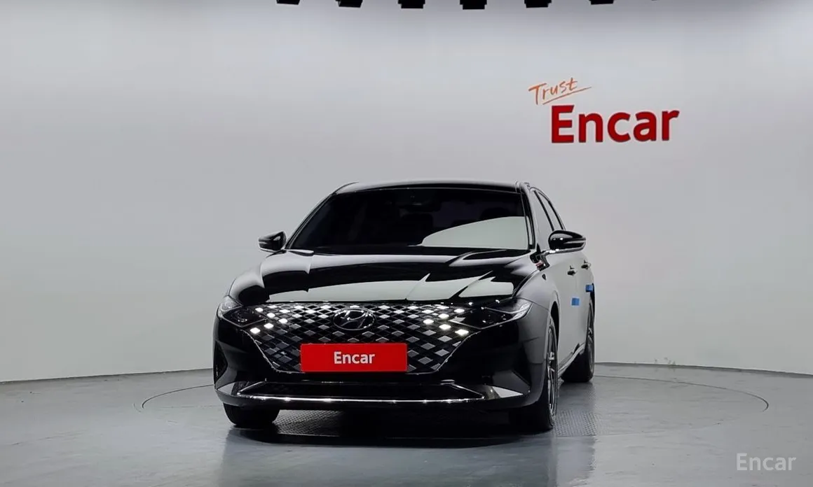 Фото 3 - Hyundai Grandeur