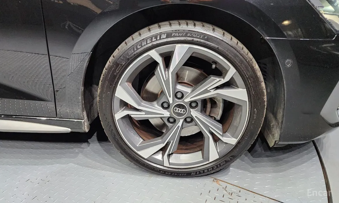 Фото 5 - Audi A3