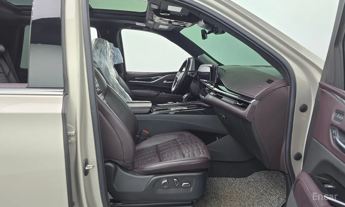 Фото 11 - Cadillac Escalade