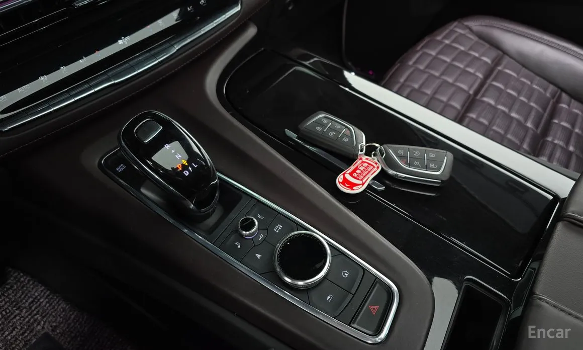 Фото 9 - Cadillac Escalade