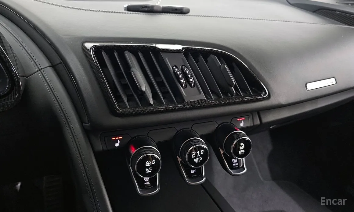 Фото 13 - Audi R8