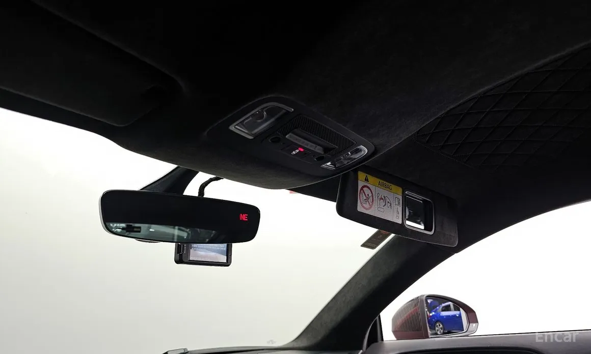 Фото 19 - Audi R8