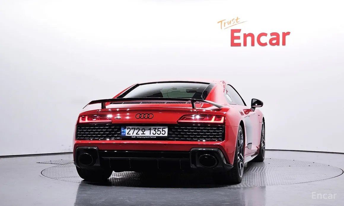 Фото 4 - Audi R8