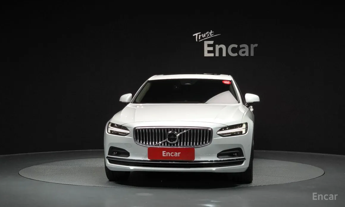 Фото 3 - Volvo S90