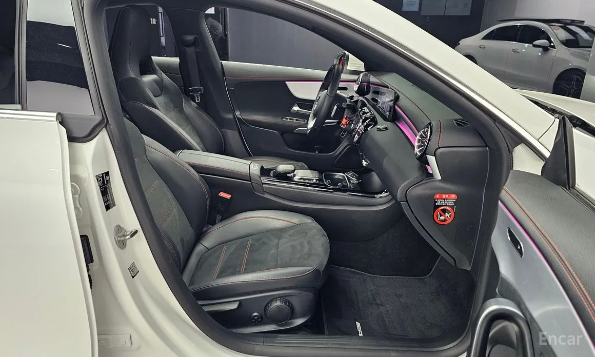 Фото 12 - Mercedes-Benz CLA-Class