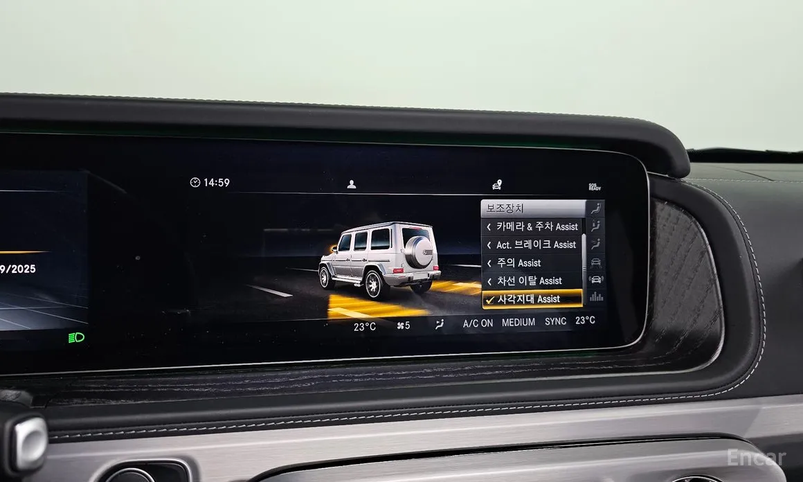 Фото 15 - Mercedes-Benz G-Class