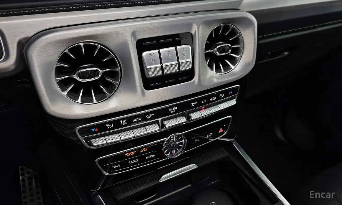 Фото 18 - Mercedes-Benz G-Class