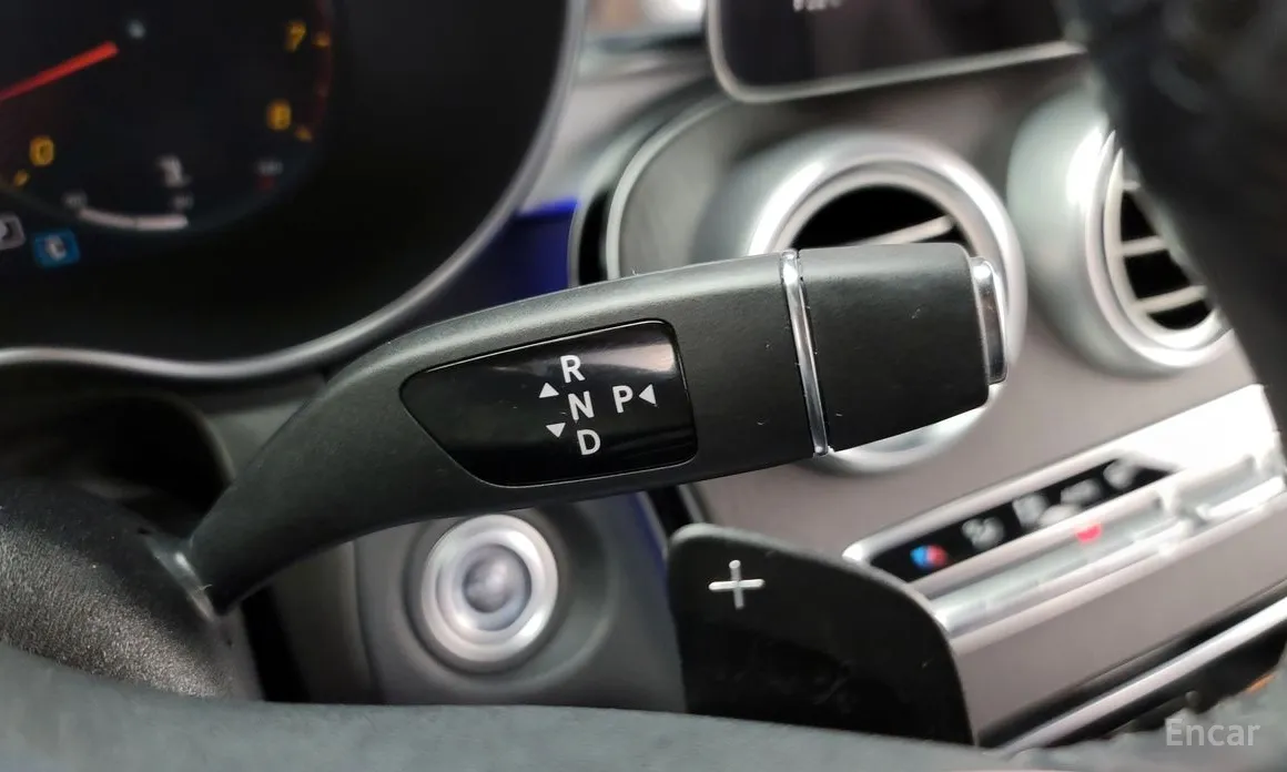 Фото 9 - Mercedes-Benz GLC-Class