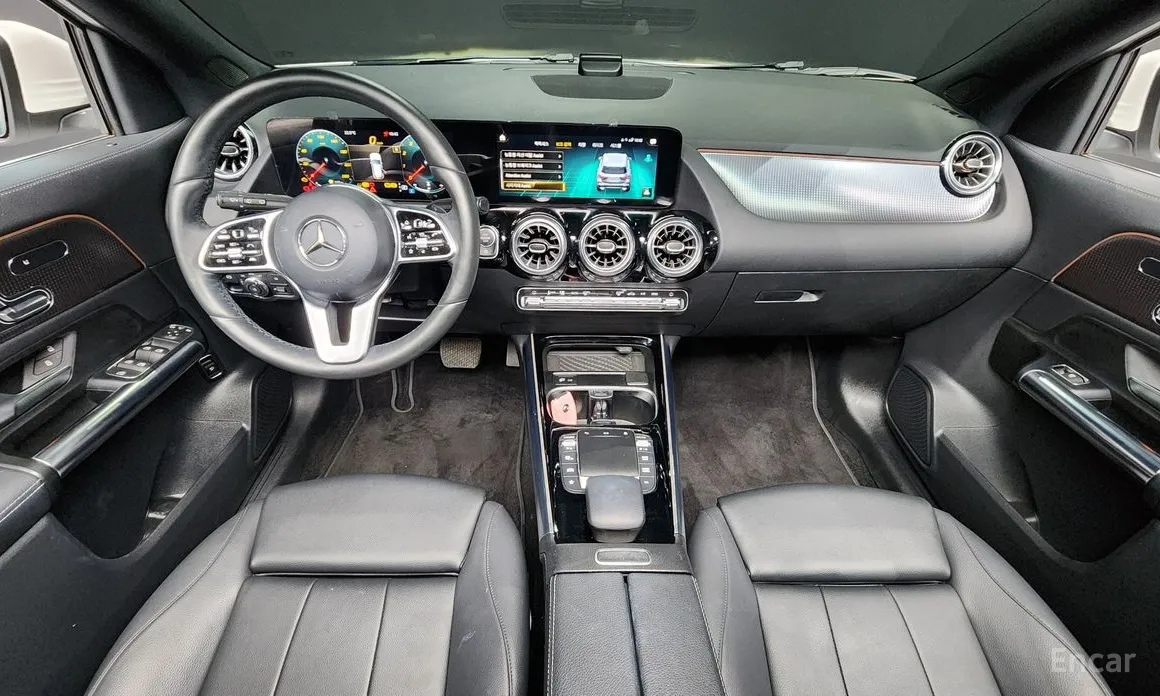 Фото 7 - Mercedes-Benz GLA-Class