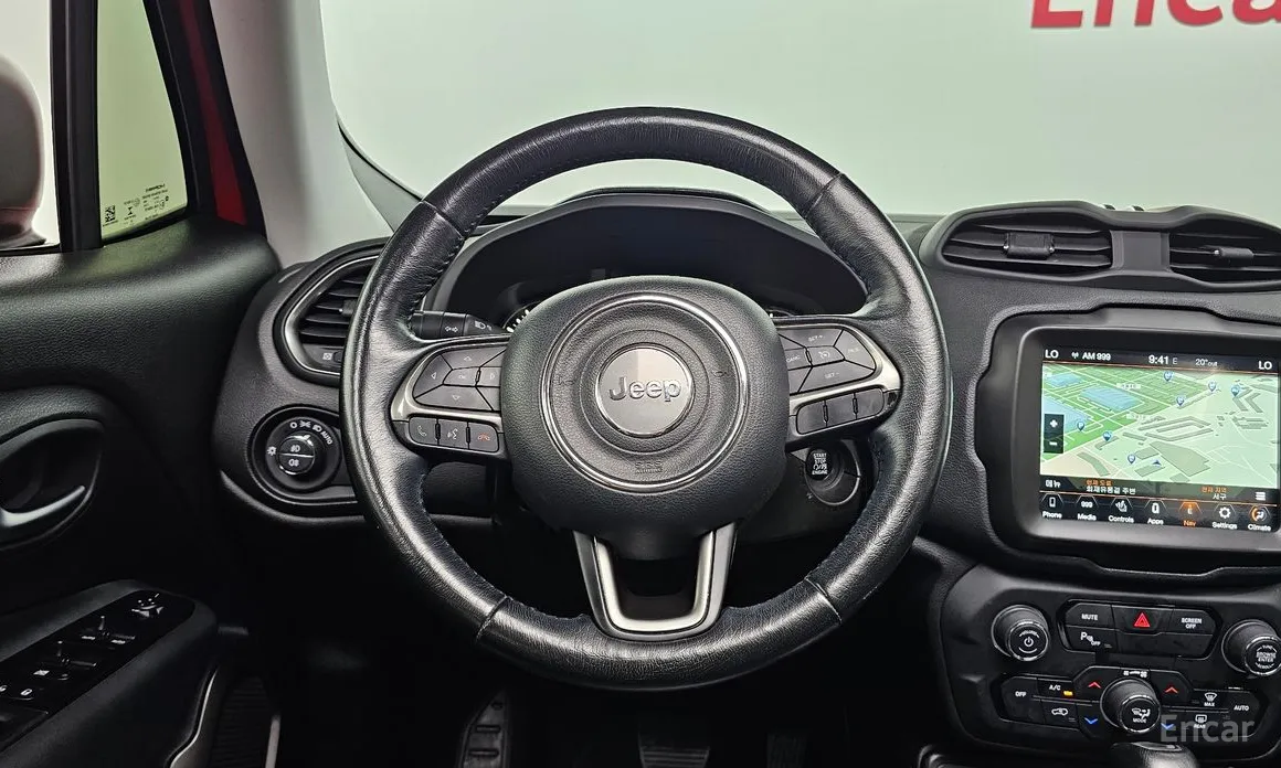 Фото 13 - Jeep Renegade