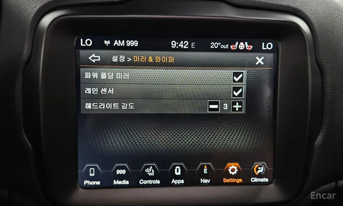 Фото 18 - Jeep Renegade