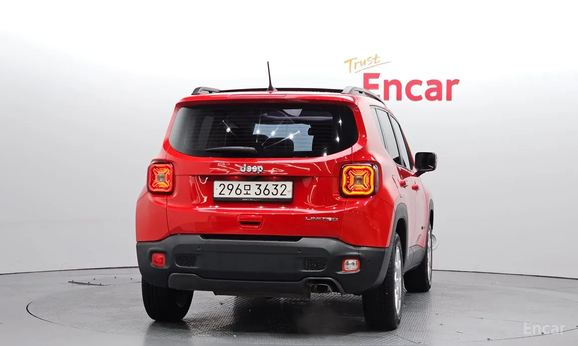Фото 4 - Jeep Renegade