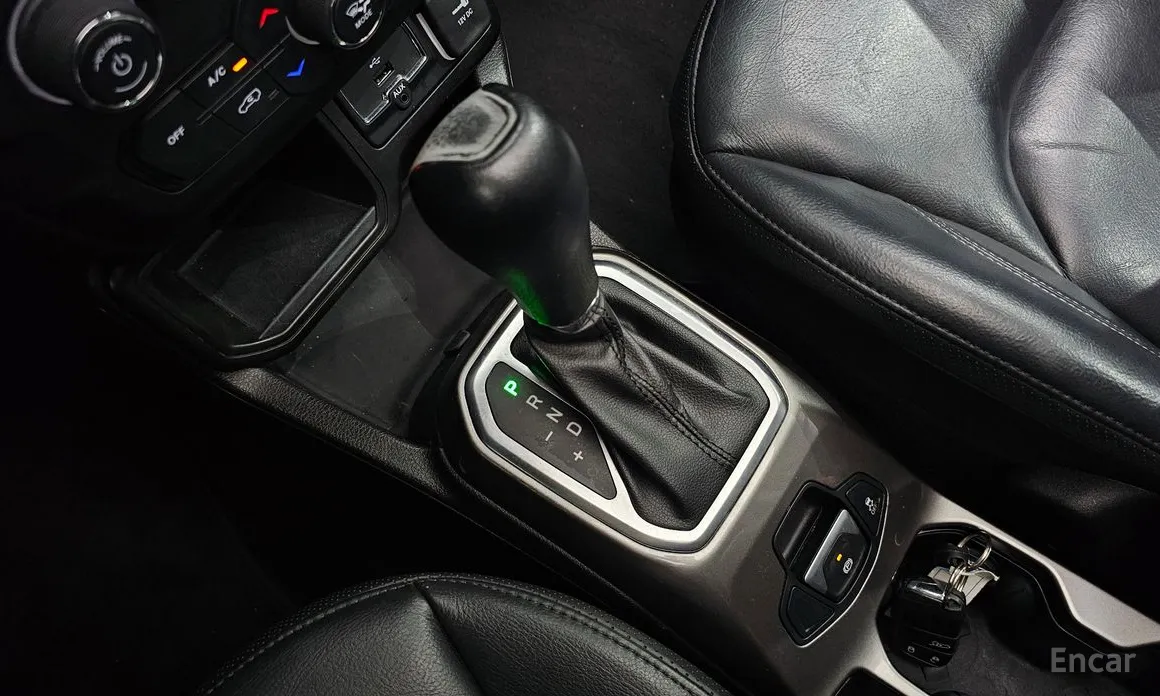 Фото 9 - Jeep Renegade