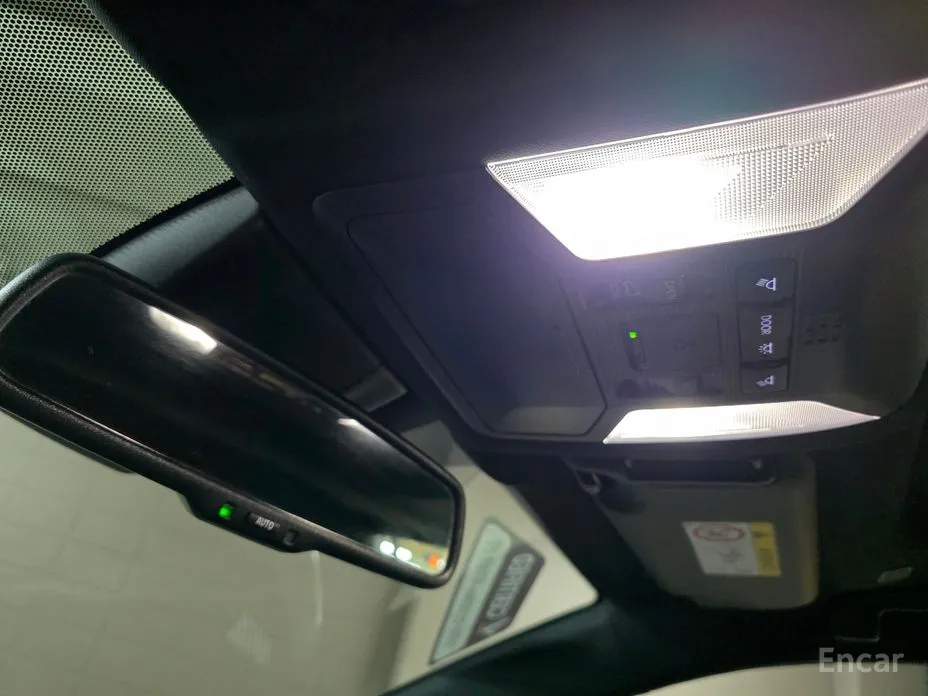 Фото 14 - Toyota RAV4