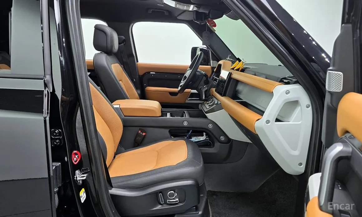 Фото 10 - Land Rover Defender