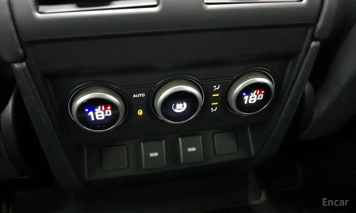 Фото 17 - Land Rover Defender