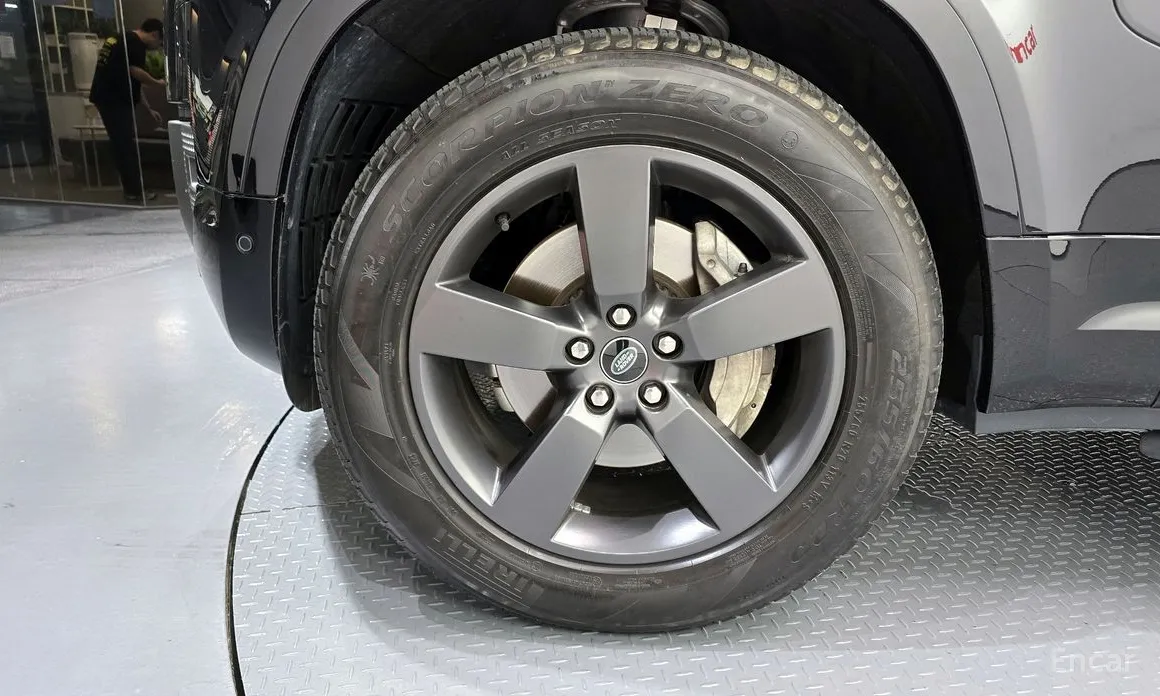 Фото 5 - Land Rover Defender