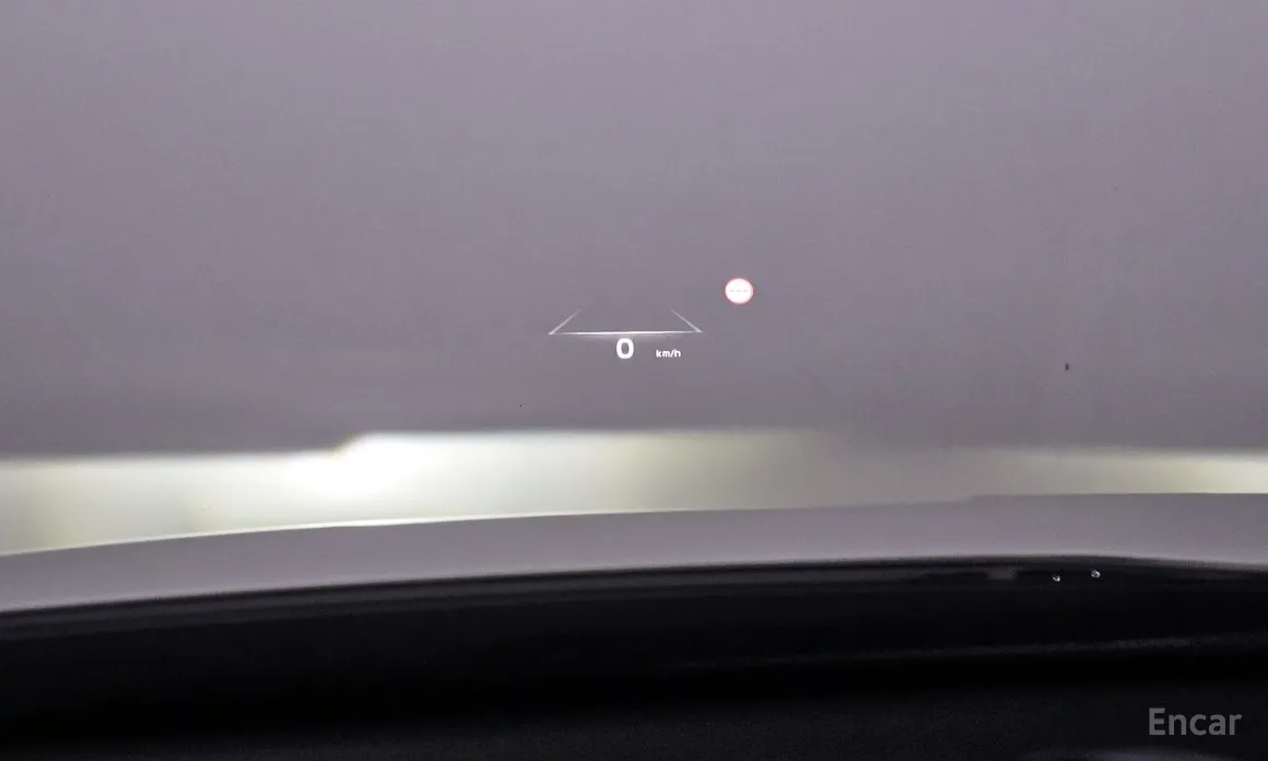 Фото 17 - Kia Niro