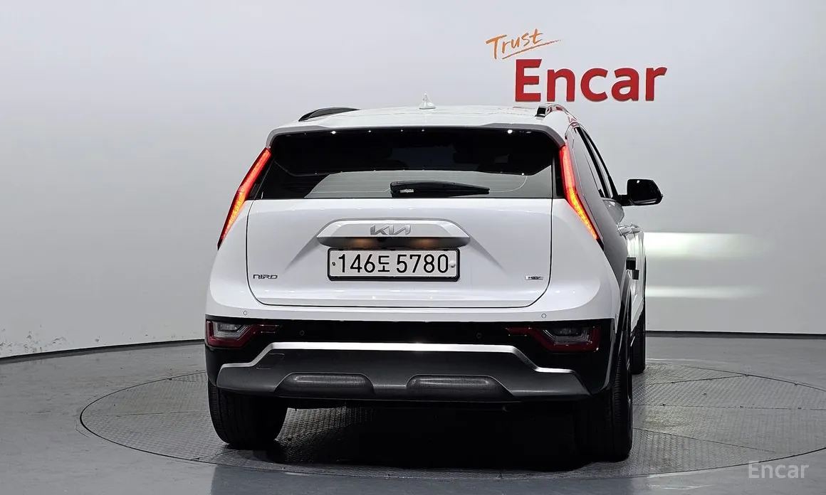 Фото 4 - Kia Niro