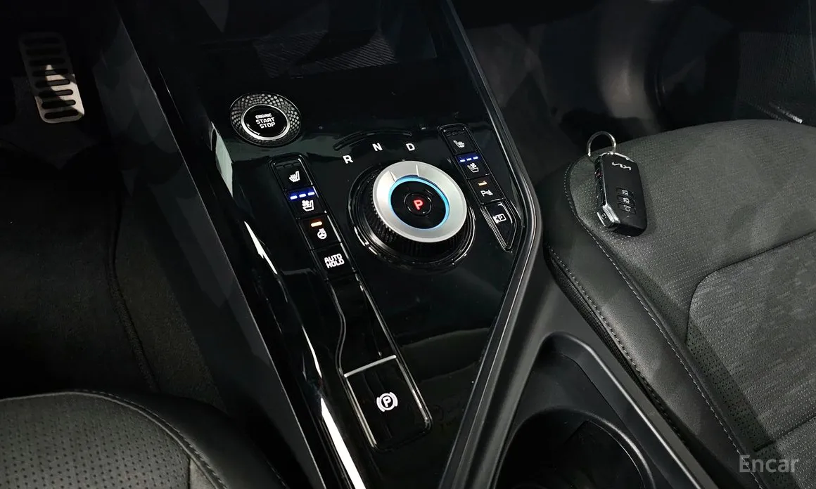 Фото 9 - Kia Niro