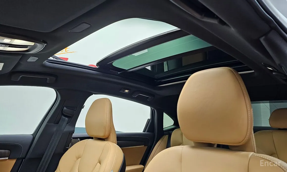 Фото 19 - Volvo S90