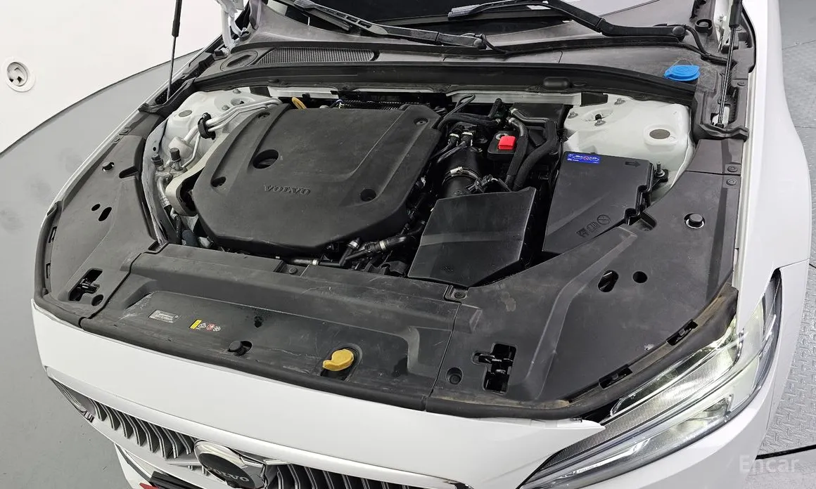 Фото 6 - Volvo S90