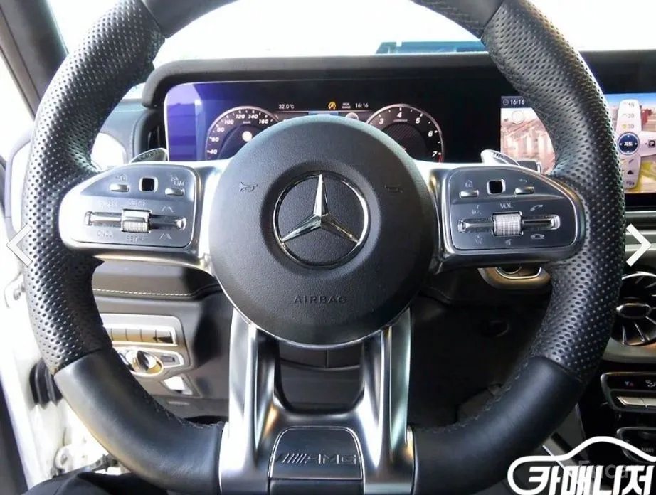 Фото 10 - Mercedes-Benz G-Class