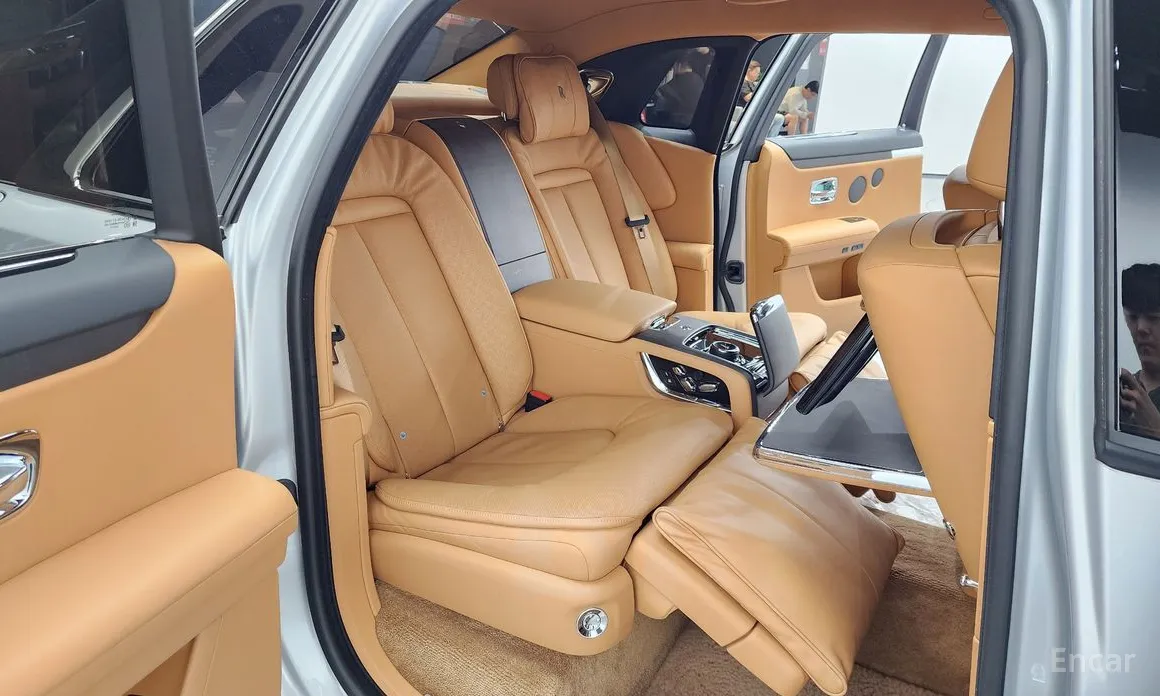 Фото 12 - Rolls-Royce Ghost