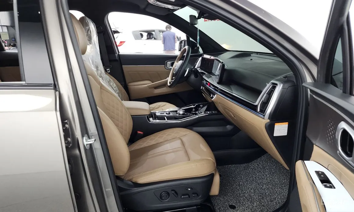 Фото 11 - Kia Sorento