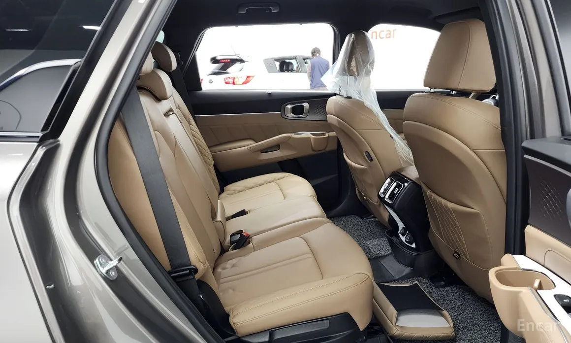 Фото 12 - Kia Sorento