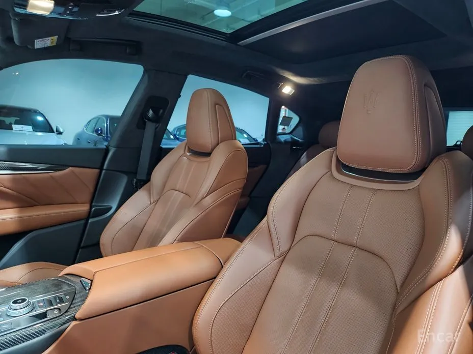 Фото 10 - Maserati Levante