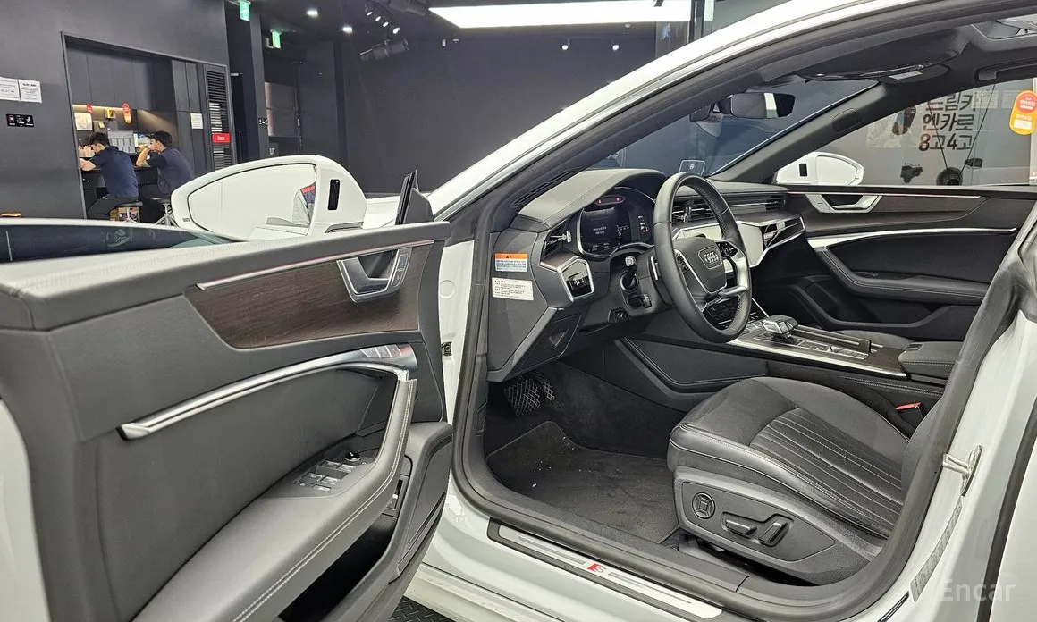 Фото 11 - Audi A7