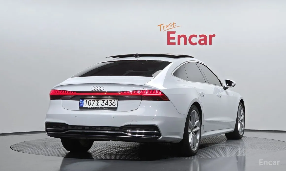 Фото 2 - Audi A7