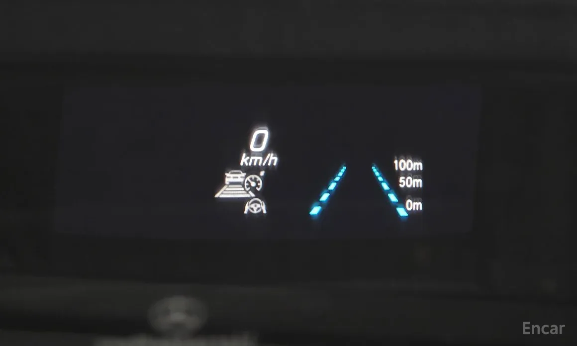 Фото 15 - Mercedes-Benz E-Class