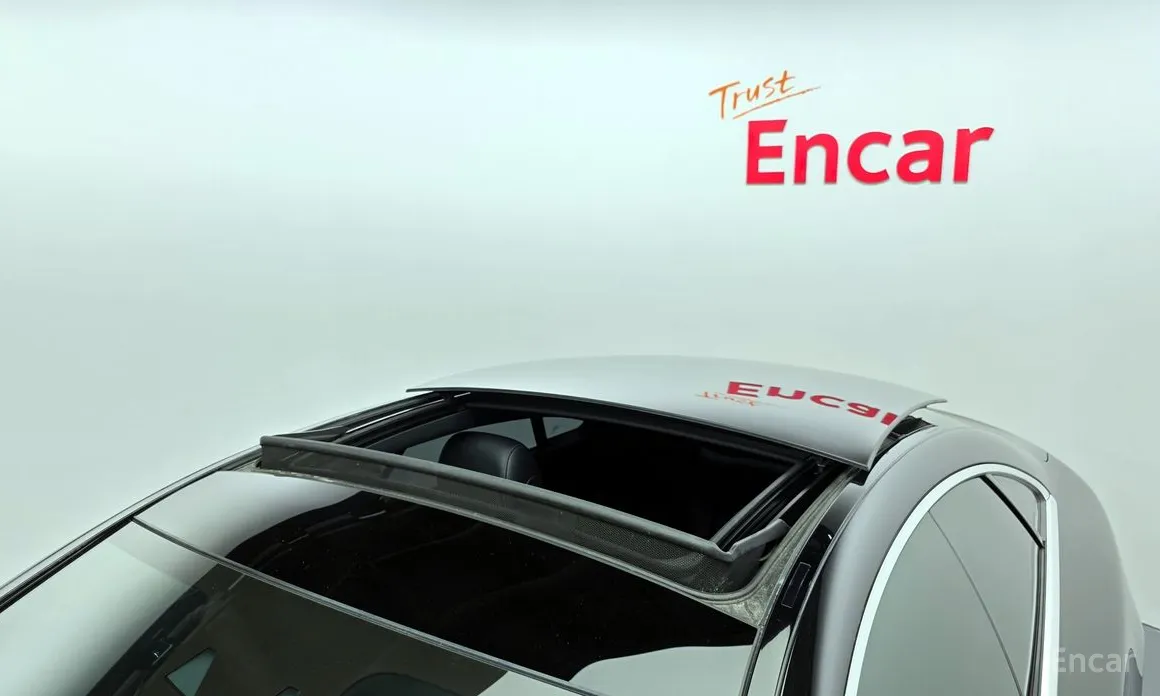 Фото 20 - Mercedes-Benz E-Class