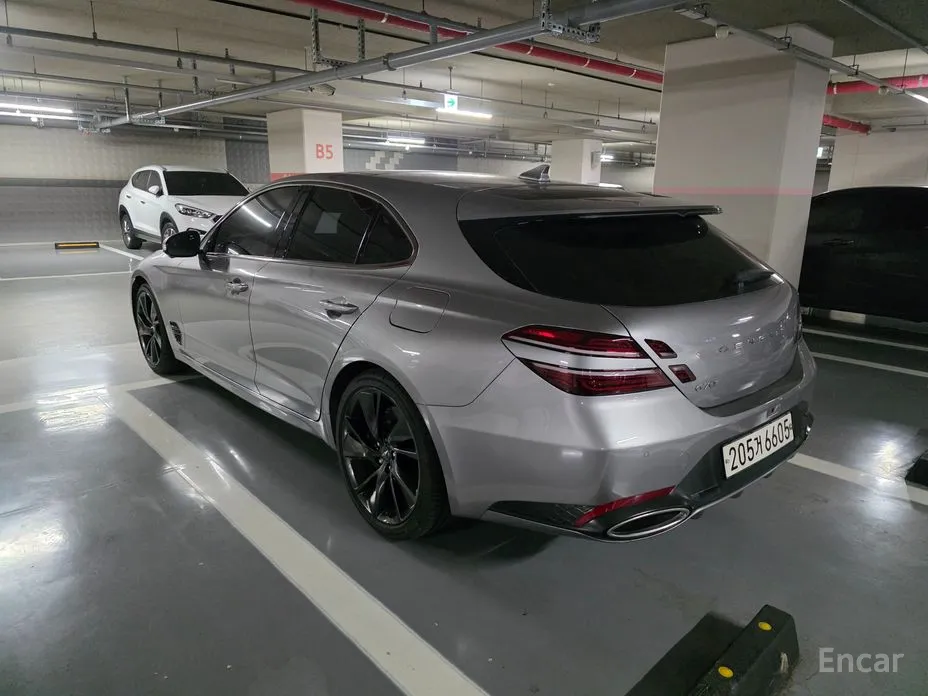 Фото 7 - Genesis G70