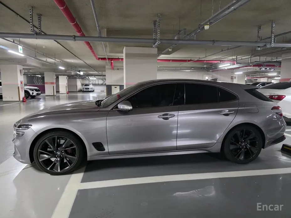 Фото 8 - Genesis G70