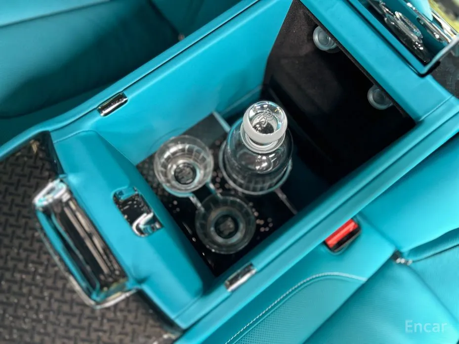 Фото 19 - Rolls-Royce Cullinan