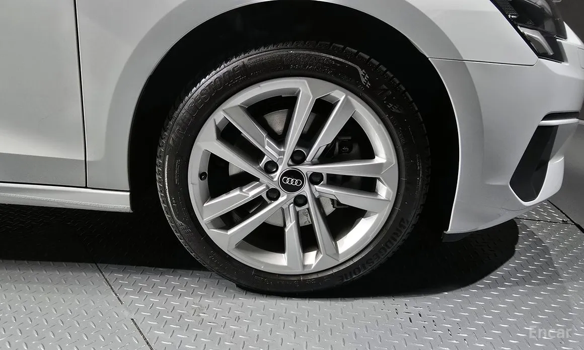 Фото 5 - Audi A3