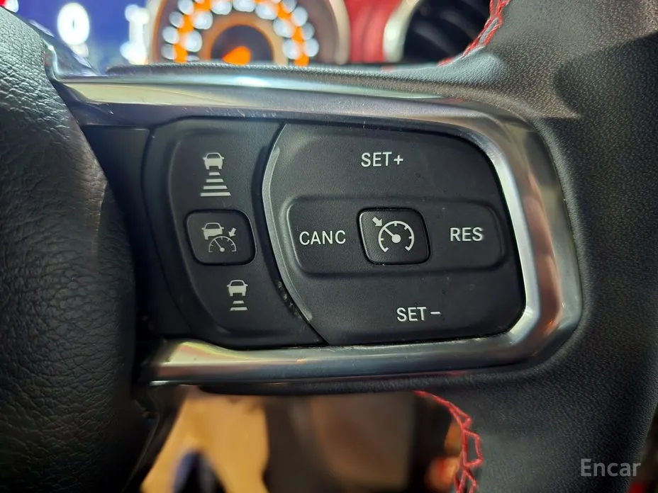 Фото 15 - Jeep Gladiator