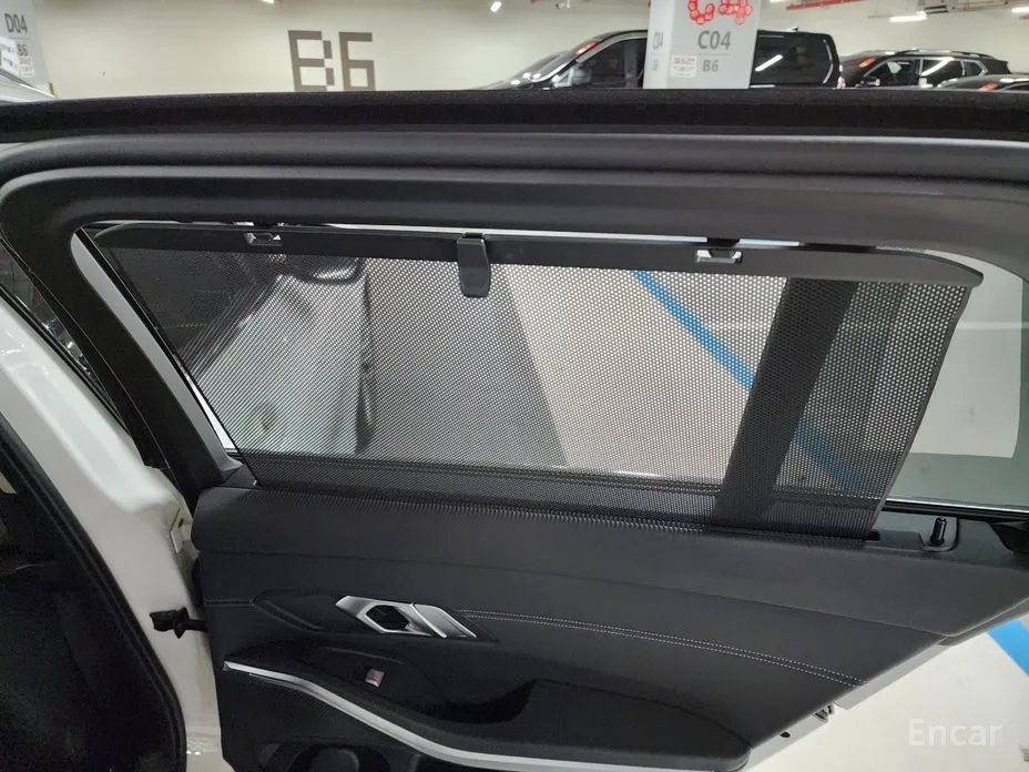 Фото 18 - BMW 3 Series