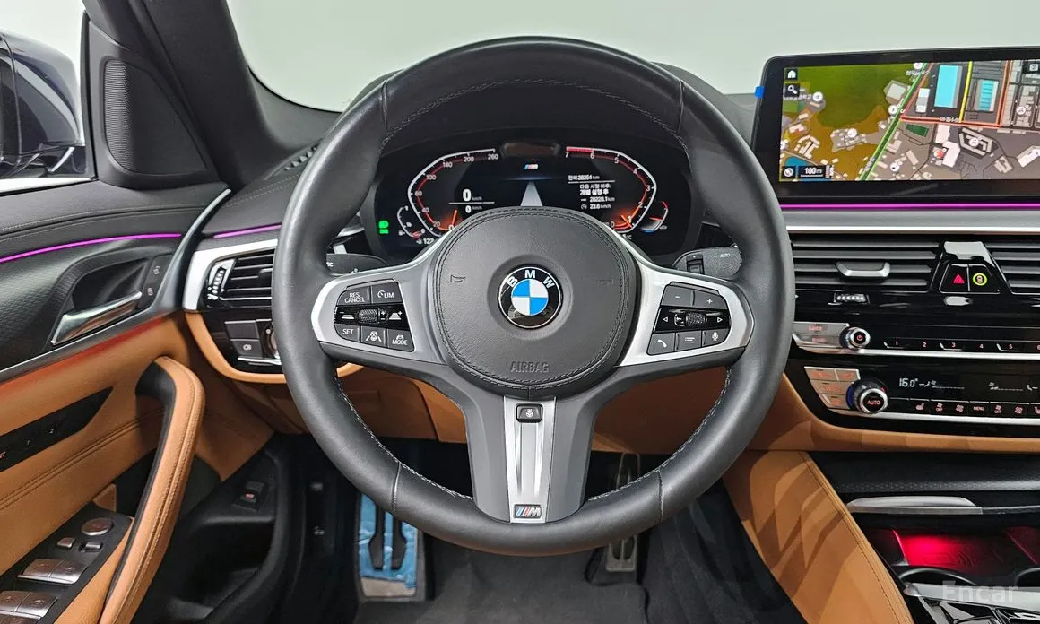 Фото 11 - BMW 5 Series