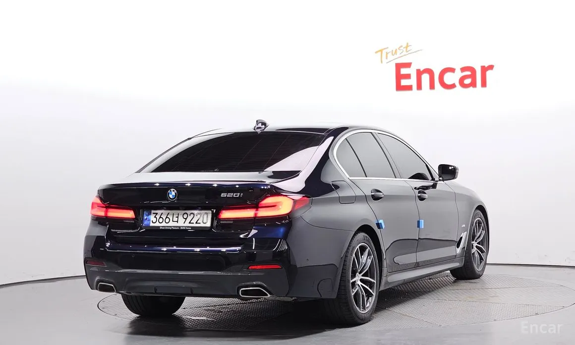 Фото 2 - BMW 5 Series