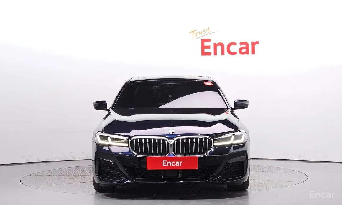 Фото 3 - BMW 5 Series