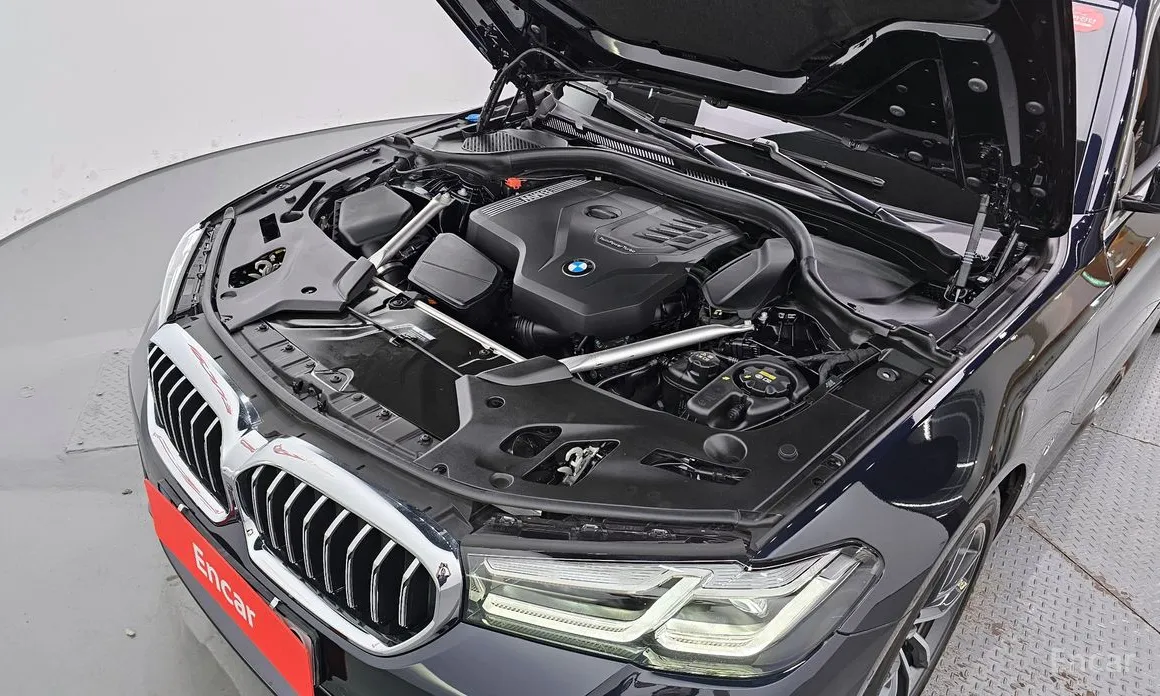 Фото 6 - BMW 5 Series