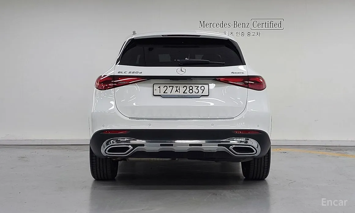 Mercedes-Benz GLC-Class 2023 GLC220 d 4MATIC