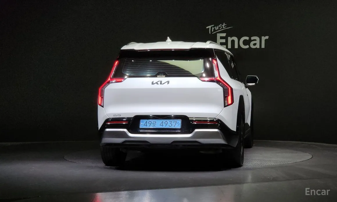 Фото 4 - Kia EV9